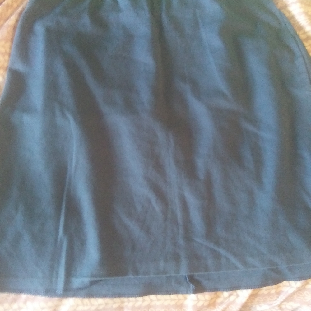 Old navy Women's size L knee length skirt